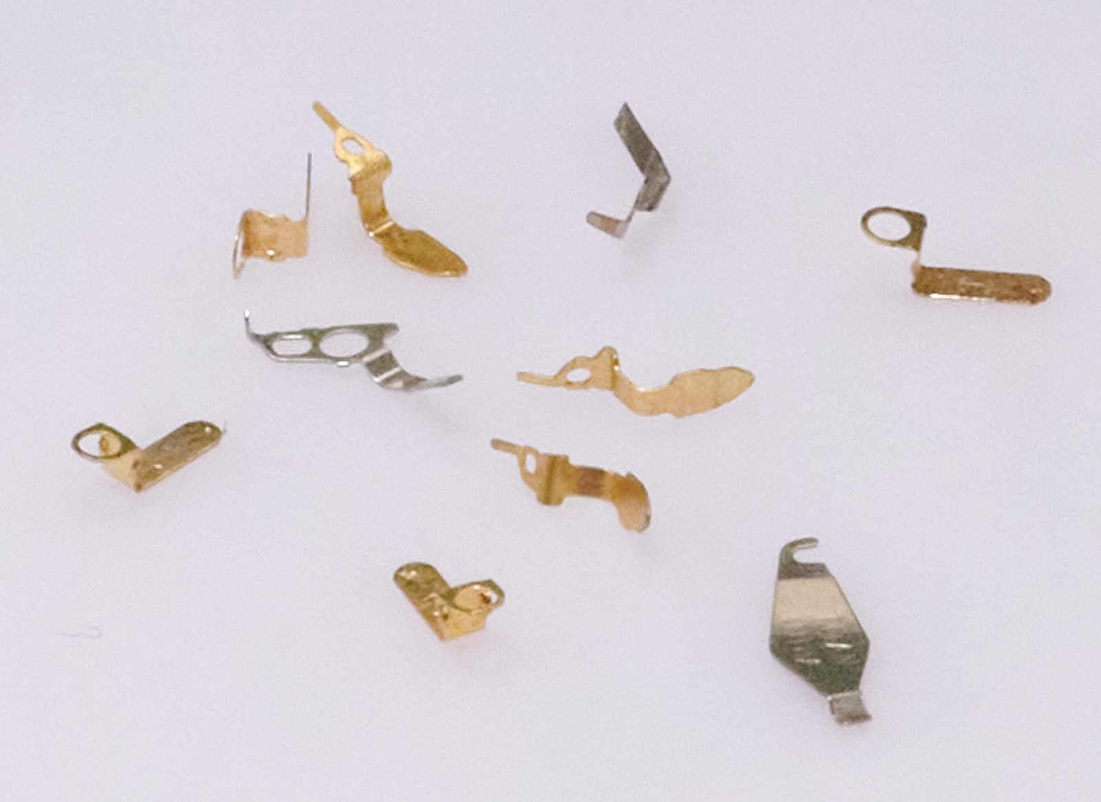 Quartz Watch Battery Cover Clips Retainers Mixed Types Watch Repair Spares Parts