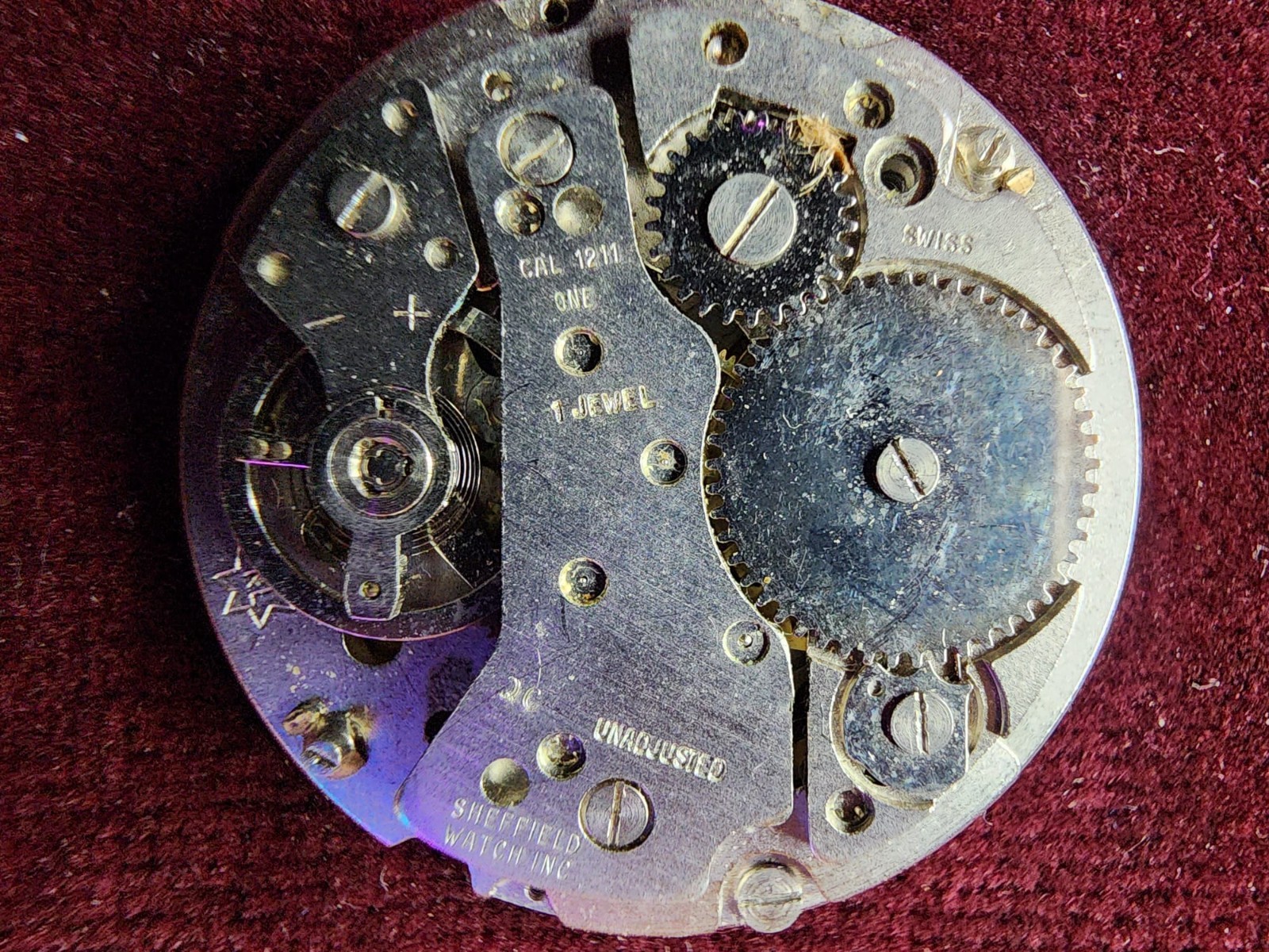 Vintage Sheffield Swiss Cal. 121M Watch Movement – Partial – In Kilb & Co. Tin