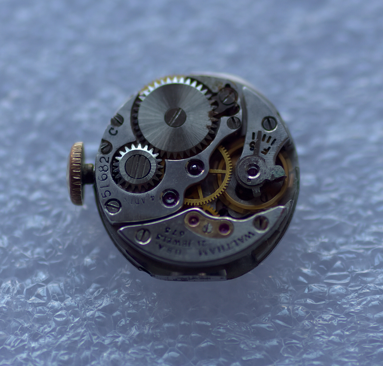 Waltham Ladies Watch Movement – 21 Jewels – Grade 675 – Running