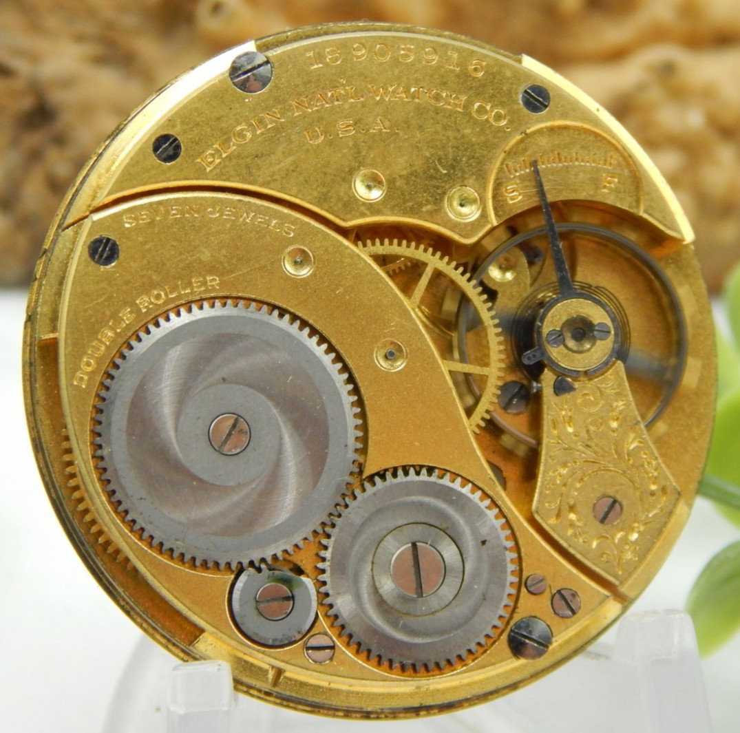 Antique Pocket watch movement Hampden Champion H in flag 7 jewel 16S OF model 3