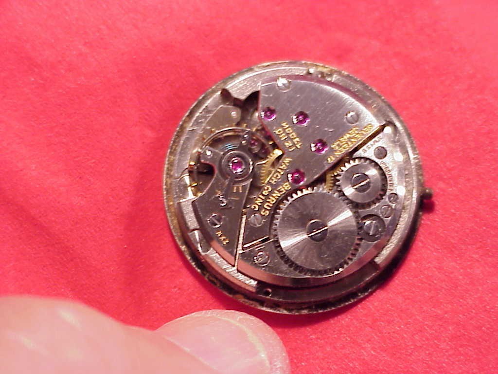 BENRUS Vintage WRISTWatch Movement & DIAL Manual DN 21 17 Jewels GOOD BALANCE