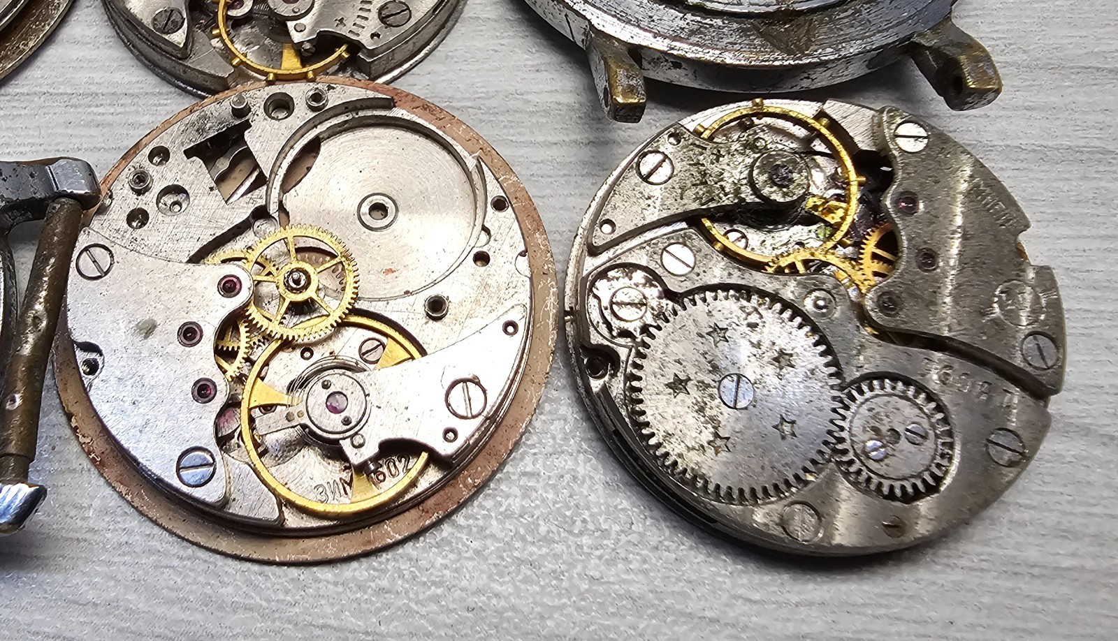 Soviet Vintage Movement Zim Raketa Pobeda USSR Watch Mechanisms for parts