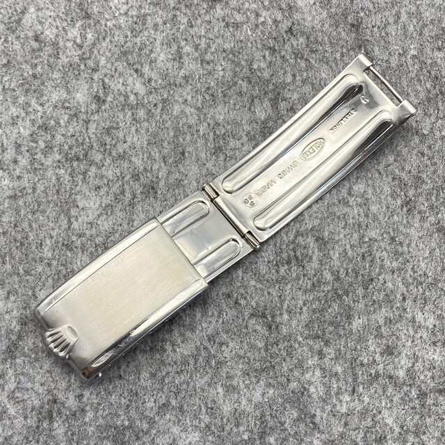 Original ROLEX “SMALL LOGO CLASP FROM 1952” FOR RIVIT BAND 7206 6636 VERY NICE !