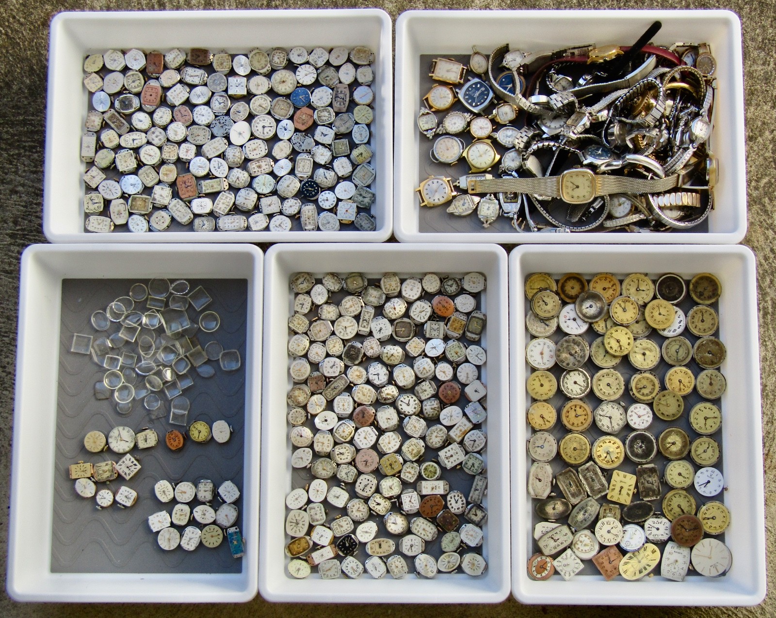 Over 375 vintage ladies windup movements, some complete watches,Omega,Bulova etc