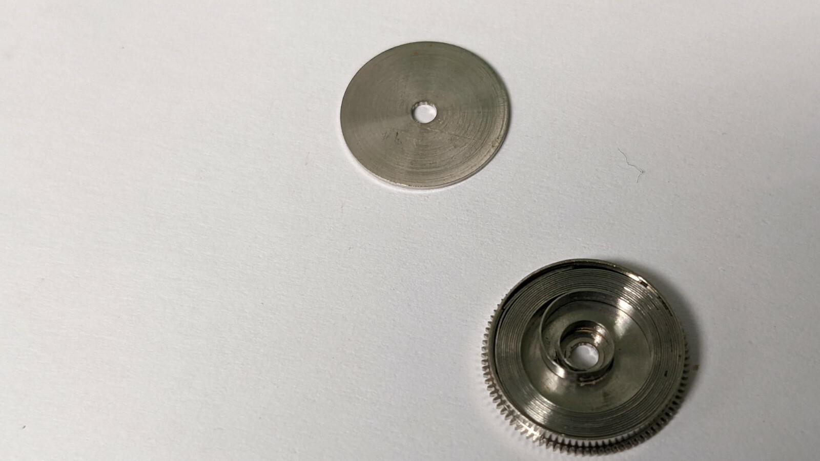 Rare Valjoux 23 182 barrel and mainspring. no arbor, for watch repair