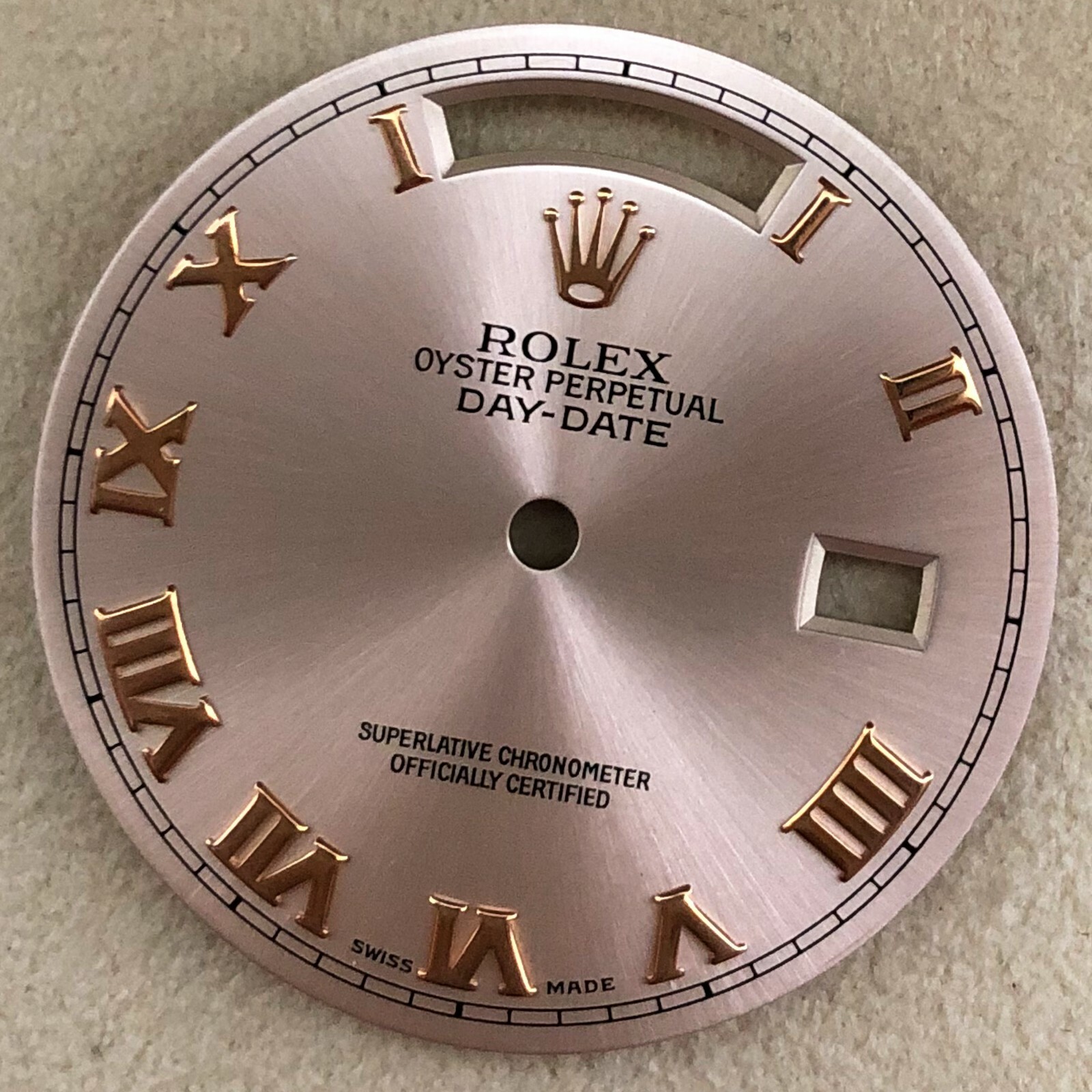 Rolex Factory Day-Date 118235 Pink Rose 18K Gold Roman Numeral Pink 36mm Dial