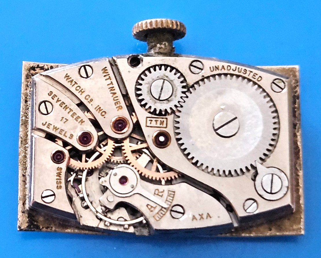 WITTNAUER 7TN 17J Watch Movement (REMOVED FROM GOLD CASE/BALANCE RUNS) lot26