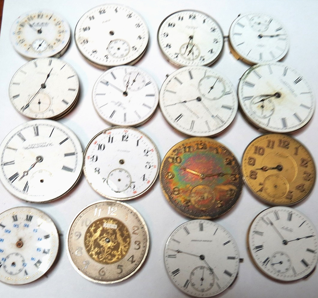 ANTIQUE LOT 16 DIFFERNT NAMES & SIZES POCKET WATCH MOVEMENT SELLING AS IS PARTS