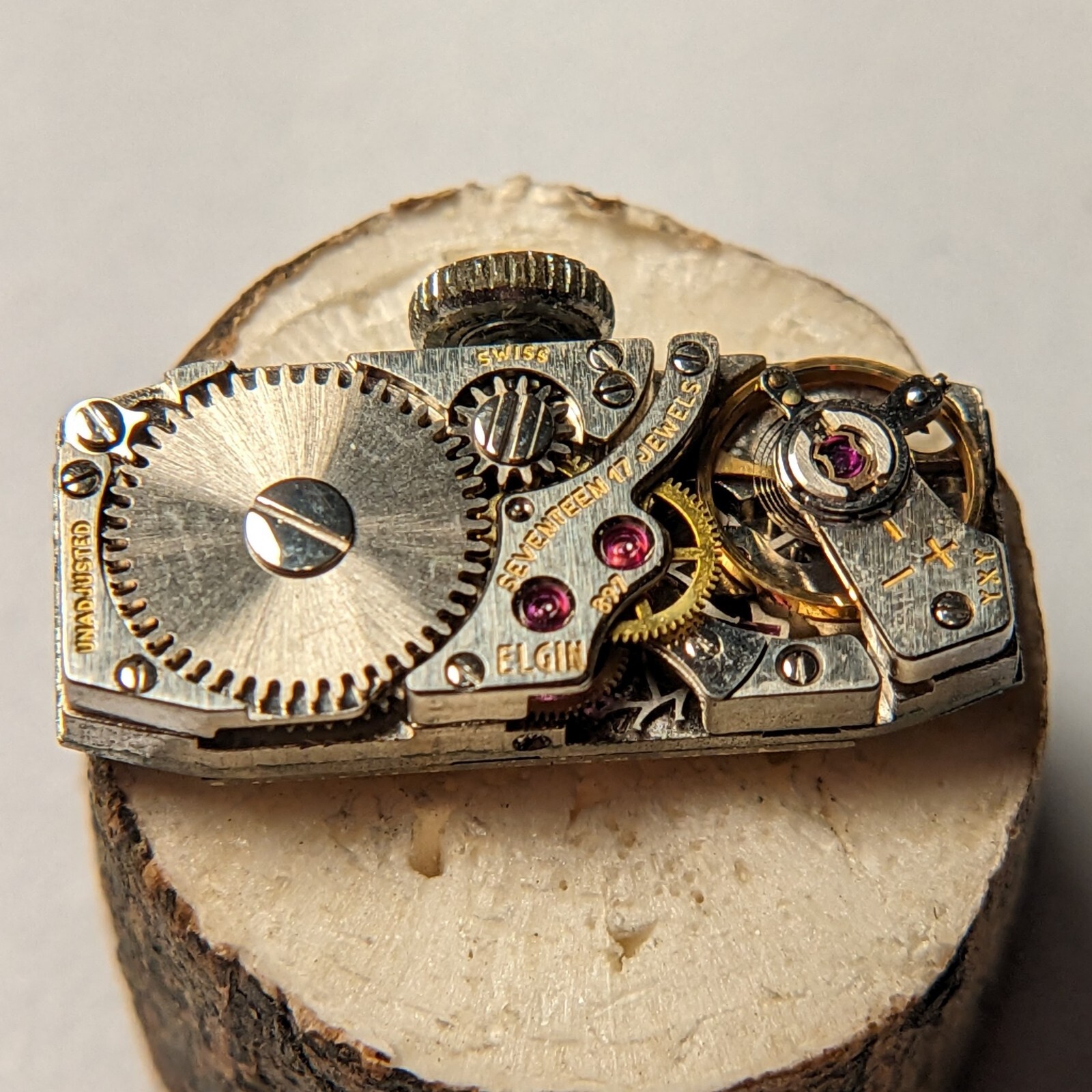 Elgin Caliber 897, **RUNNING**, Silver Dial & Hands, Art Deco Style