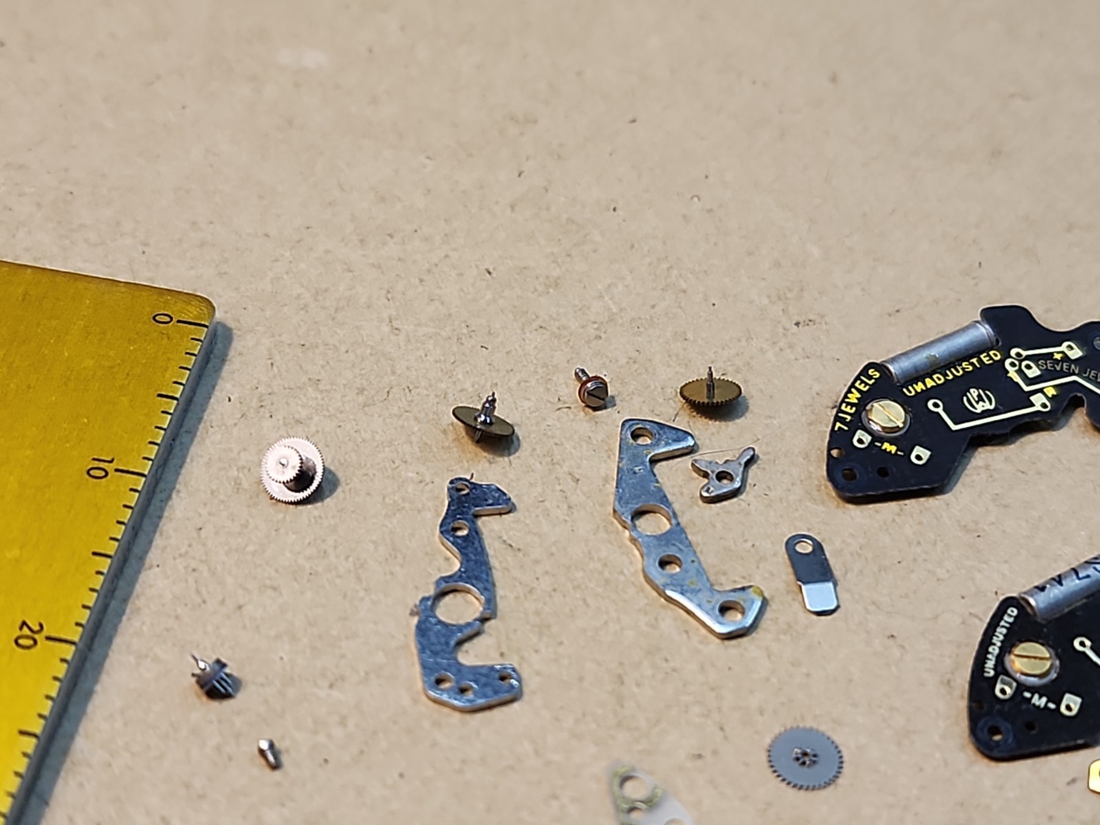 Lot Of Mixed NOS Circuits Coils Quartz Watch Movement Parts Repairs Spares