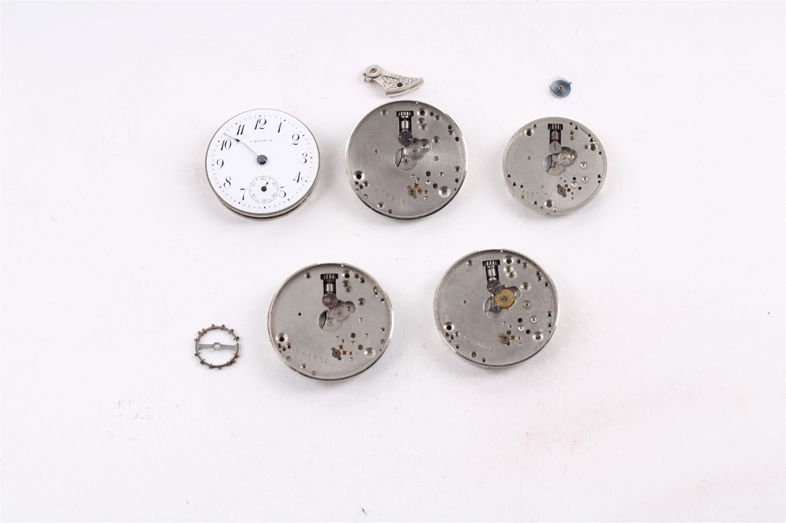 Waltham/Crown Various Size Pocket Watches Movements Parts/Repair-BD-149