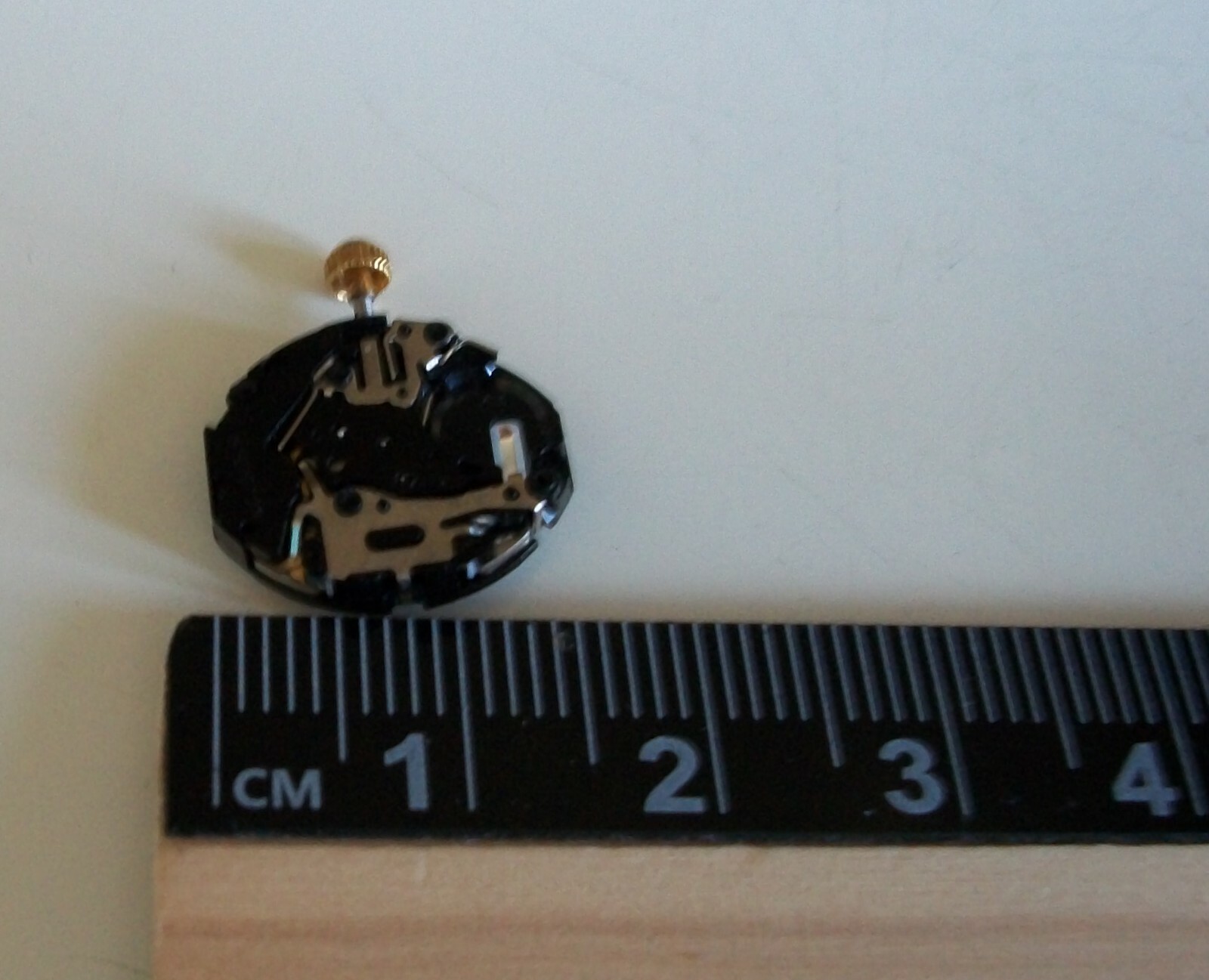 S110-PC11A & PC21 WATCH MOVEMENT WITH STEM AND 3 HANDS EACH (2 PCS)