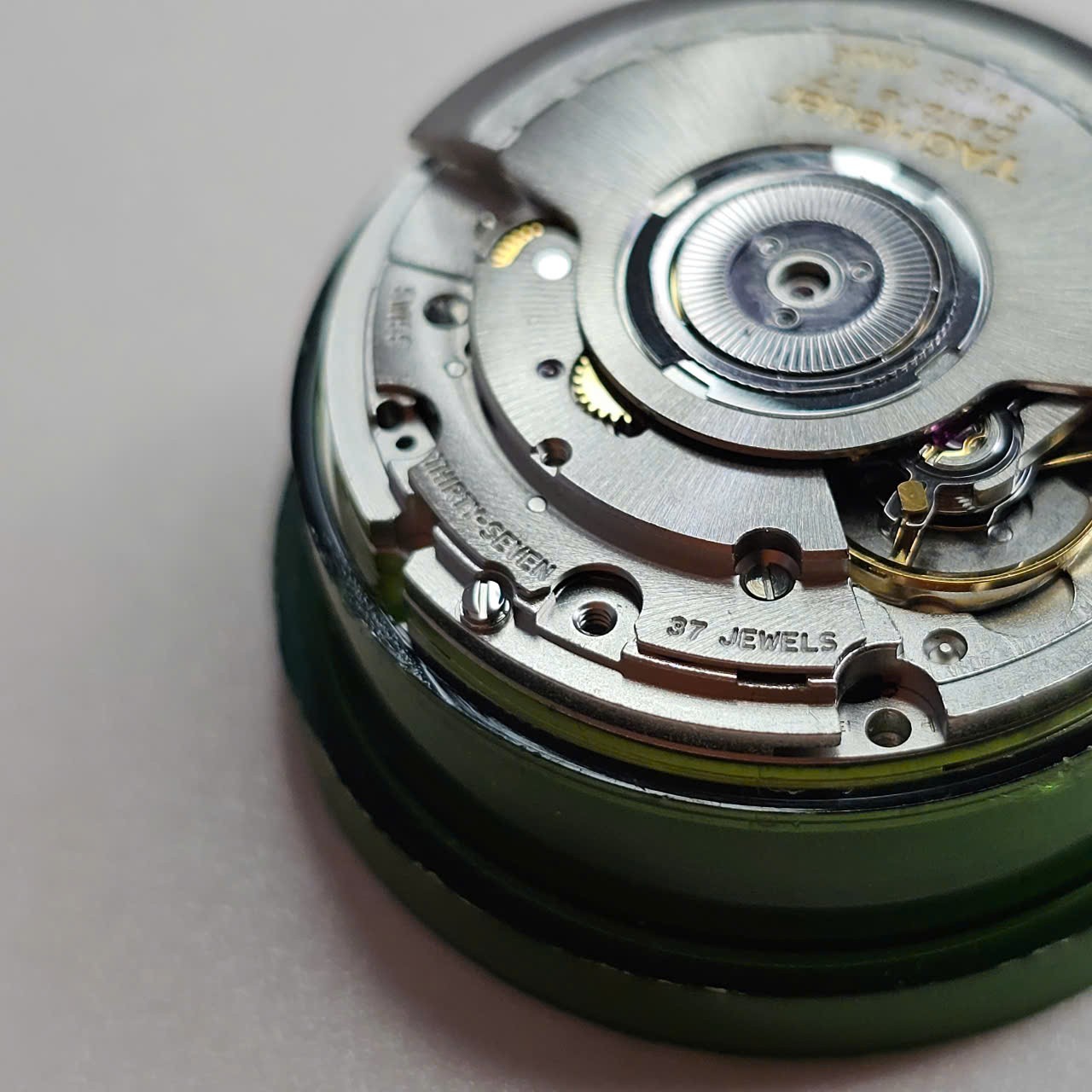 ETA2894 -2 Movement | TAG Heuer Caliber 17 Modular Chrono | Black Date 3-Subdial