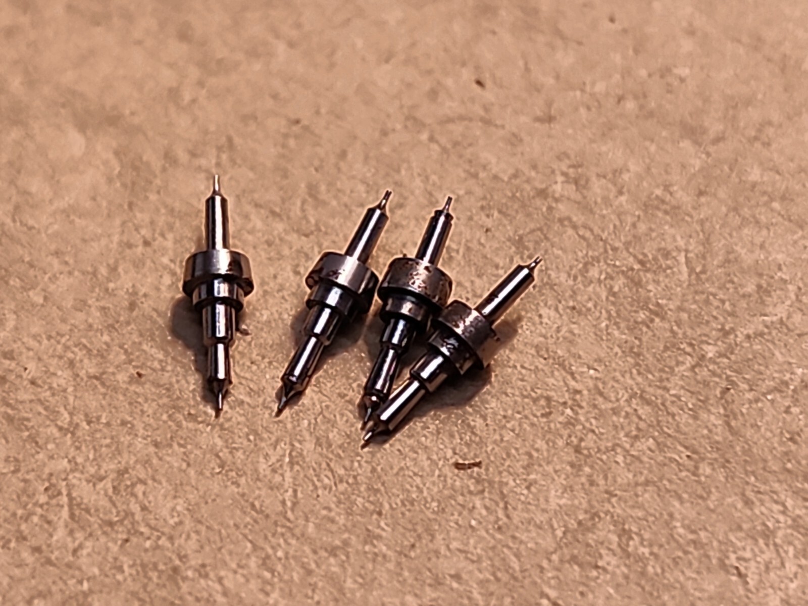 Lot Of 4 NOS Elgin 18s 1902 Or 2659 Balance Staffs For Parts/Repairs