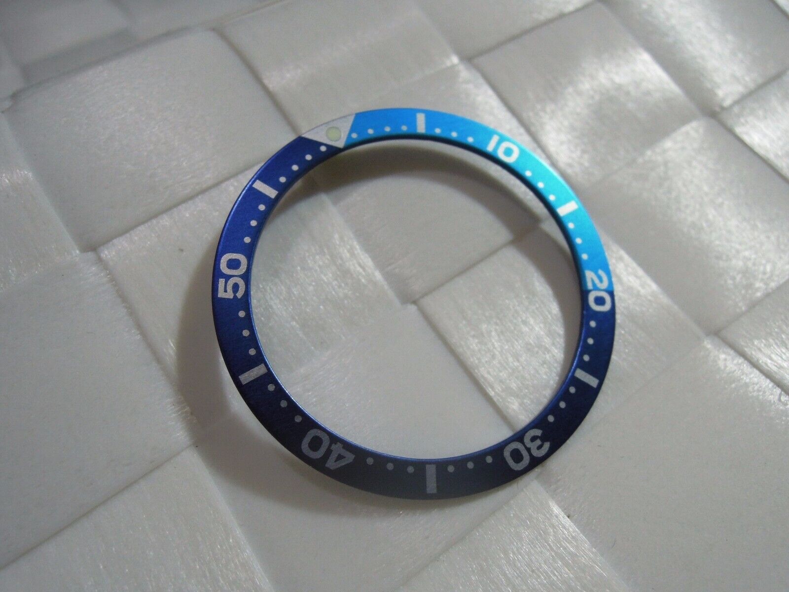 NEW BEZEL INSERT 38MM BLUE/PALE BLUE (LAGOON) LARGE DIVERS SKX007/6309-7040/7002