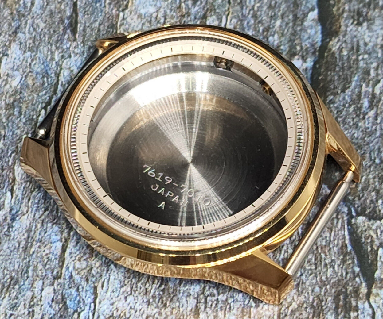 NOS GENUINE CASE SGP VINTAGE SEIKO 7619-7010 DOLPHIN COMPLETE CASE.