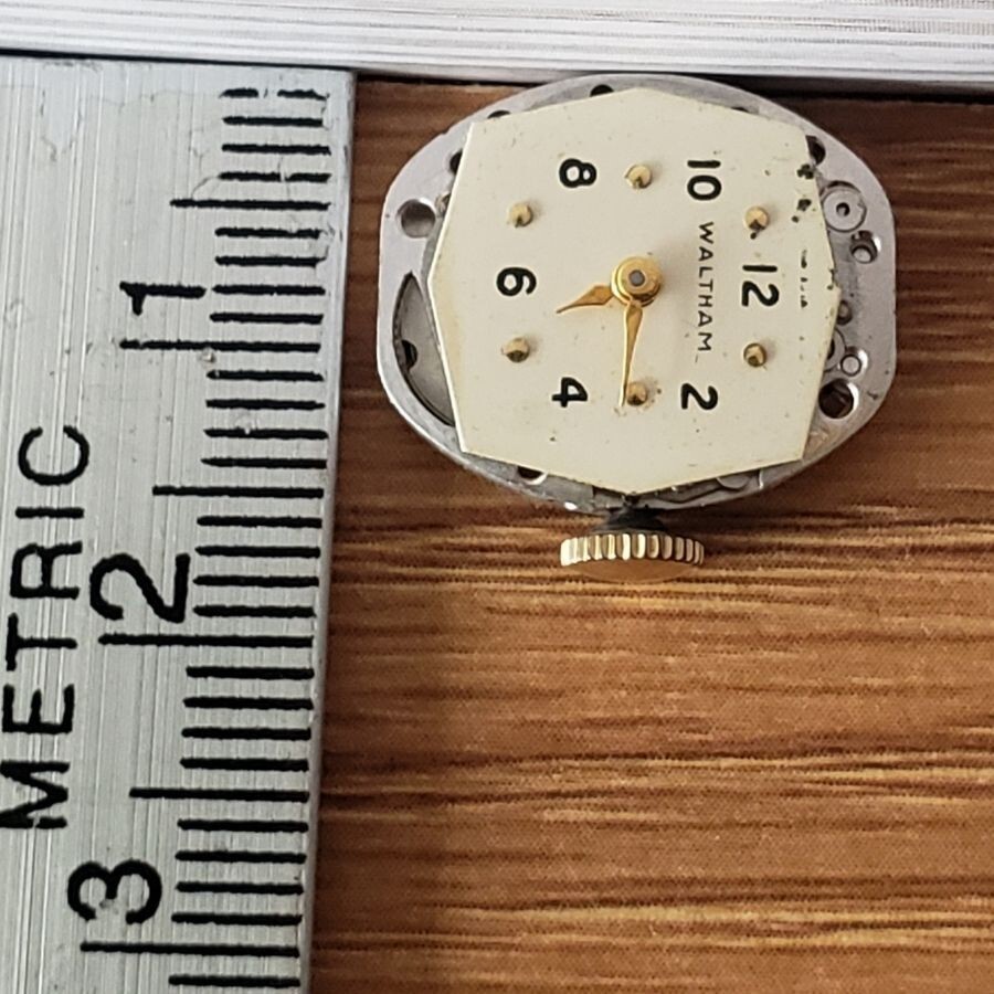 VTG Waltham Eastern 678 17 Jewels Watch Movement 034789 4 ADJ 10k rgp Bezel WP1