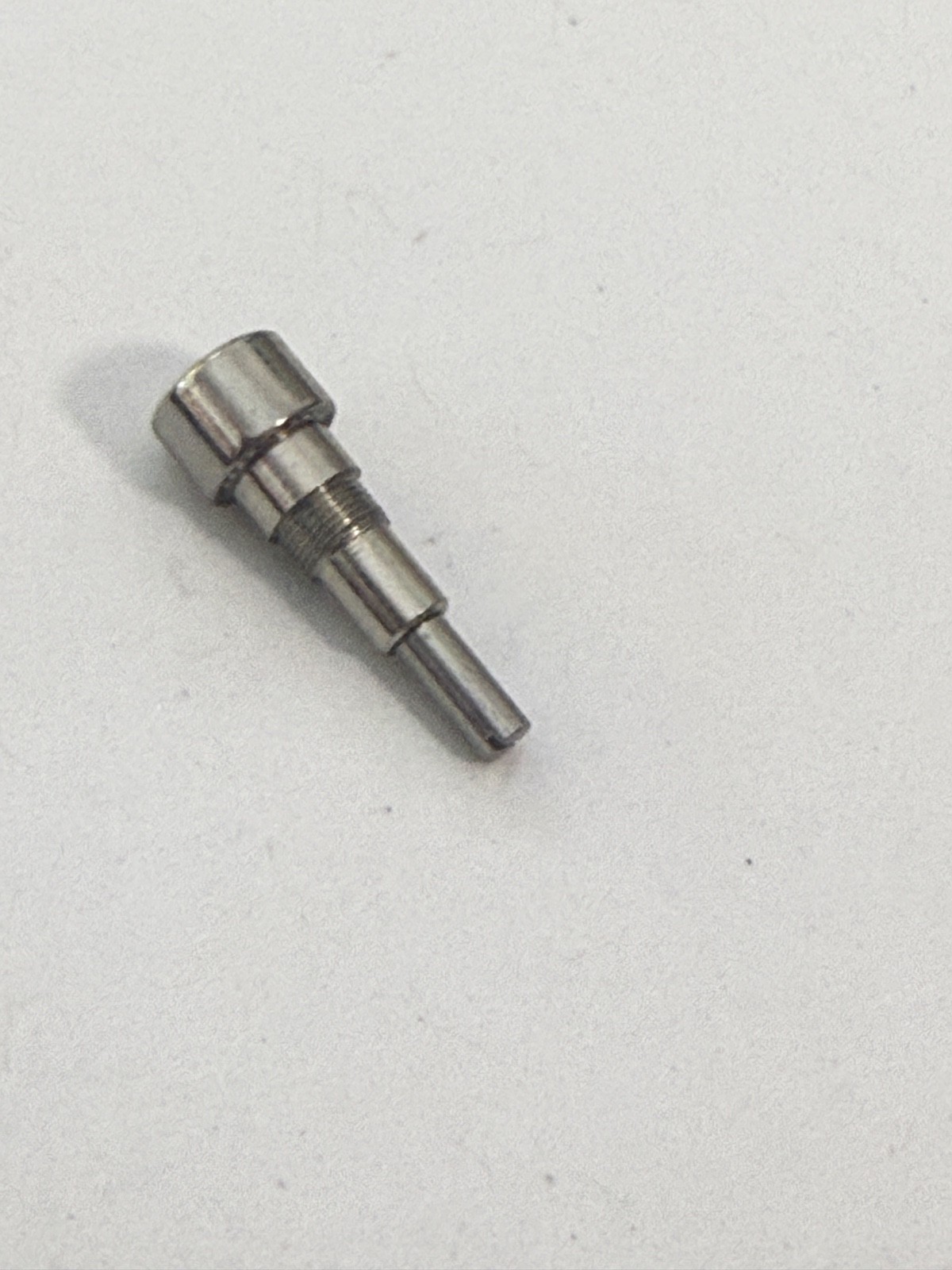 1 X Orginal pusher Breitling Navitimer Chronomatic steel 12mm x 4mm x 2.9mm NOS
