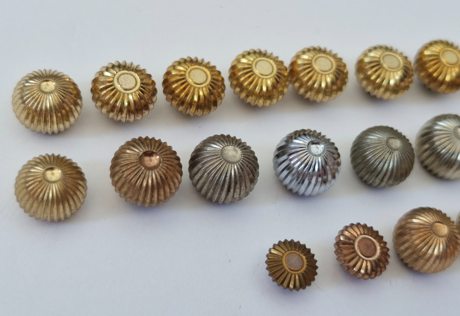 27 x Assorted Various Finish Fluted ‘Onion’ Vintage Pocket Watch Crowns 7mm-10mm
