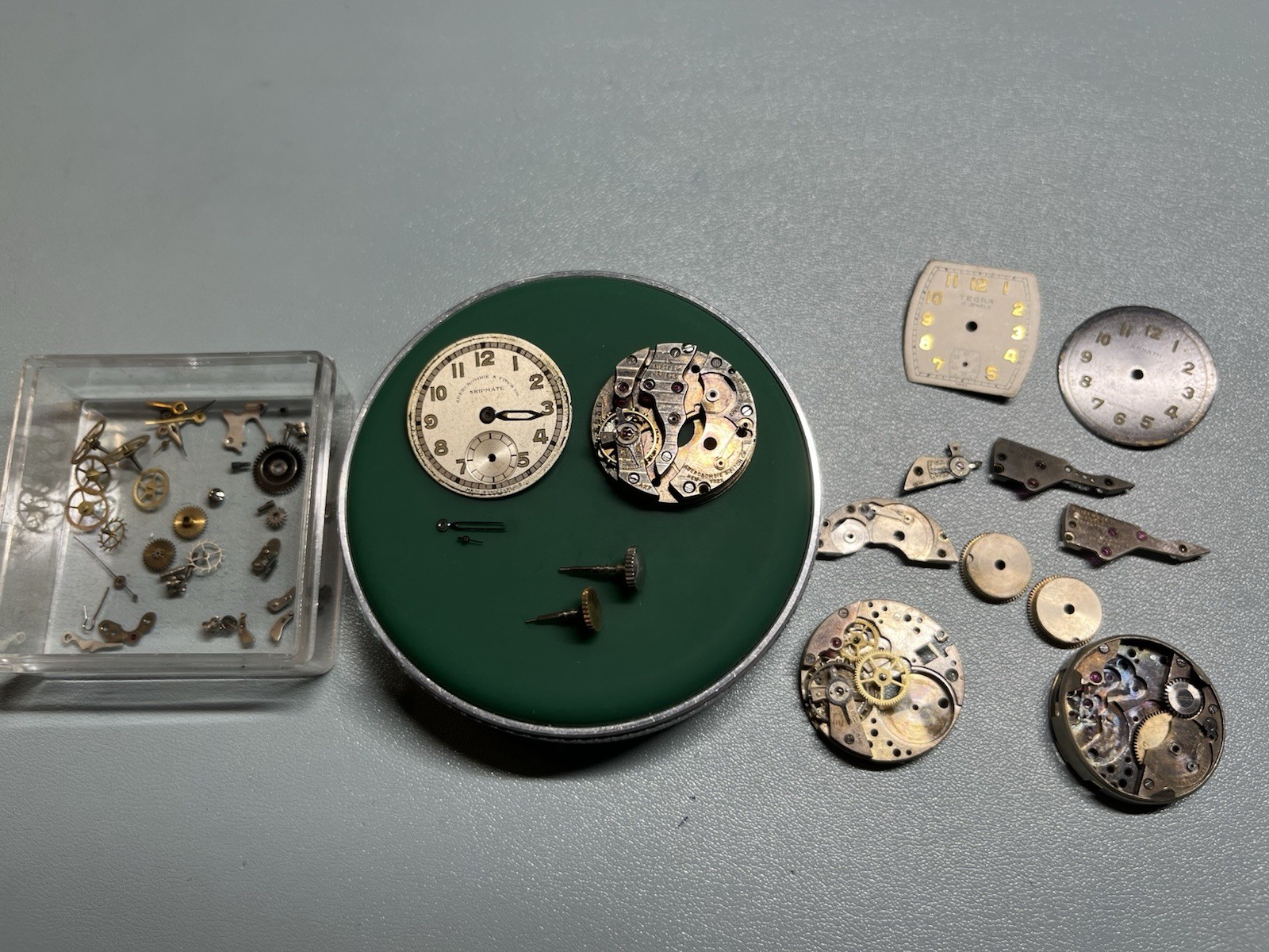 Great Condition Dial Abercrombie And Fitch Shipmate Watch Movement Small Seconds