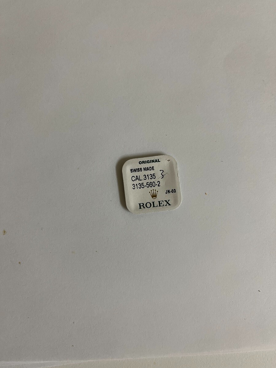 Genuine Rolex Calibre 3135 Spring Clip 3135-560-2 New Sealed Package