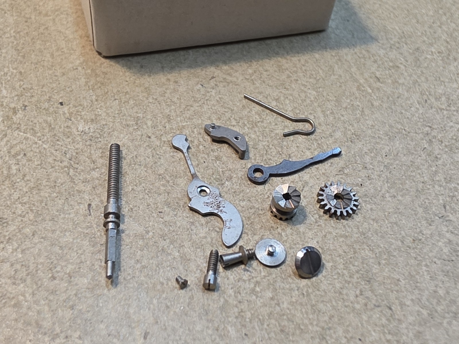 Small Lot Of Vintage NOS 10-1/2L ETA 128-280 Parts Spares