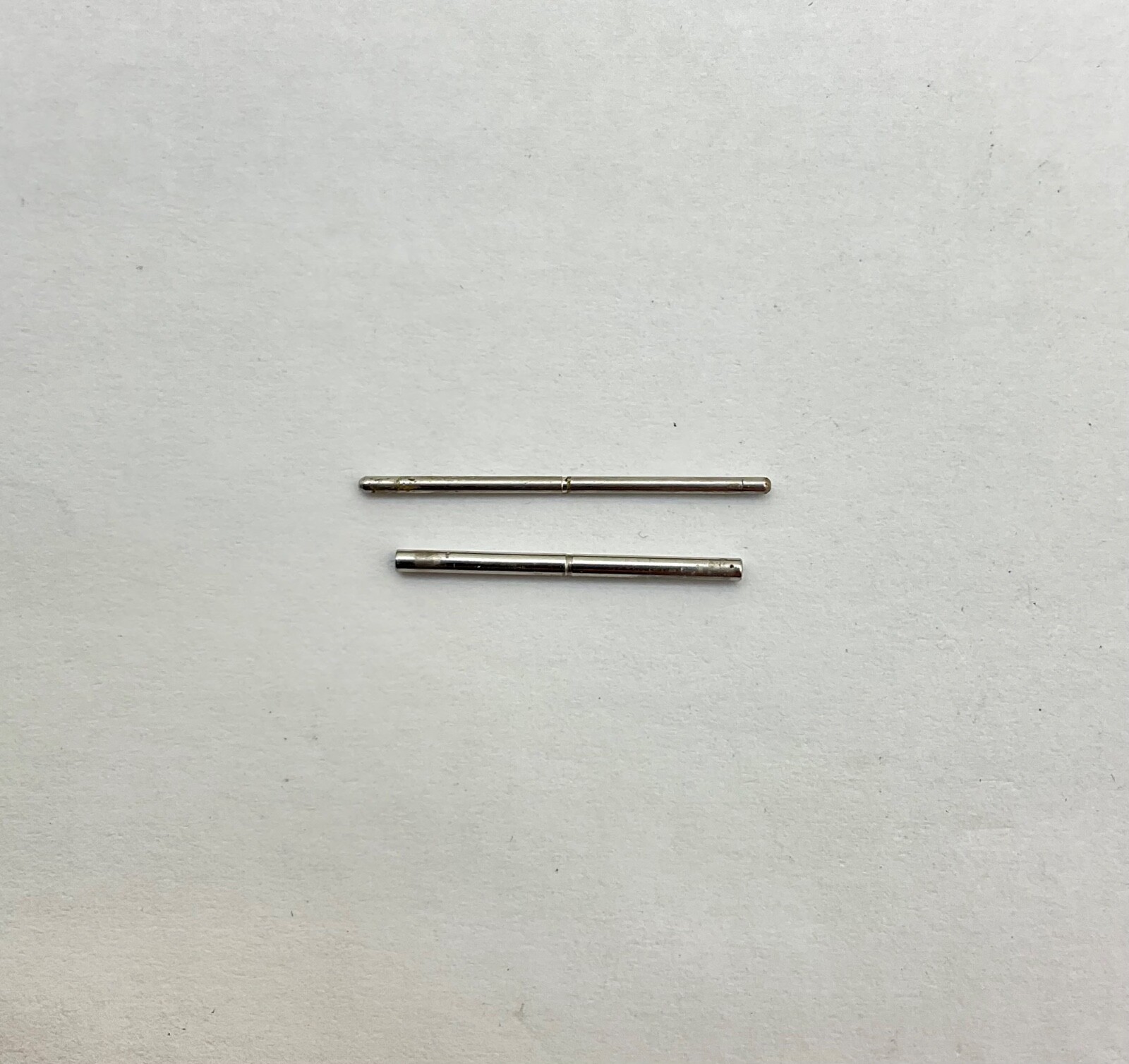 Men’s Raymond Weil 9540 Band to Case Pin and Tube
