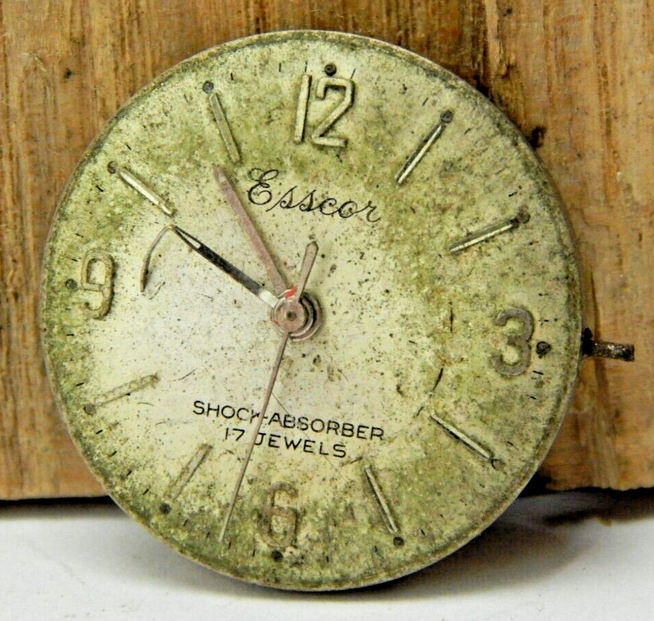 Vintage Esscos 17 jewel model 11E4B8 men’s wrist watch movement with dial & stem