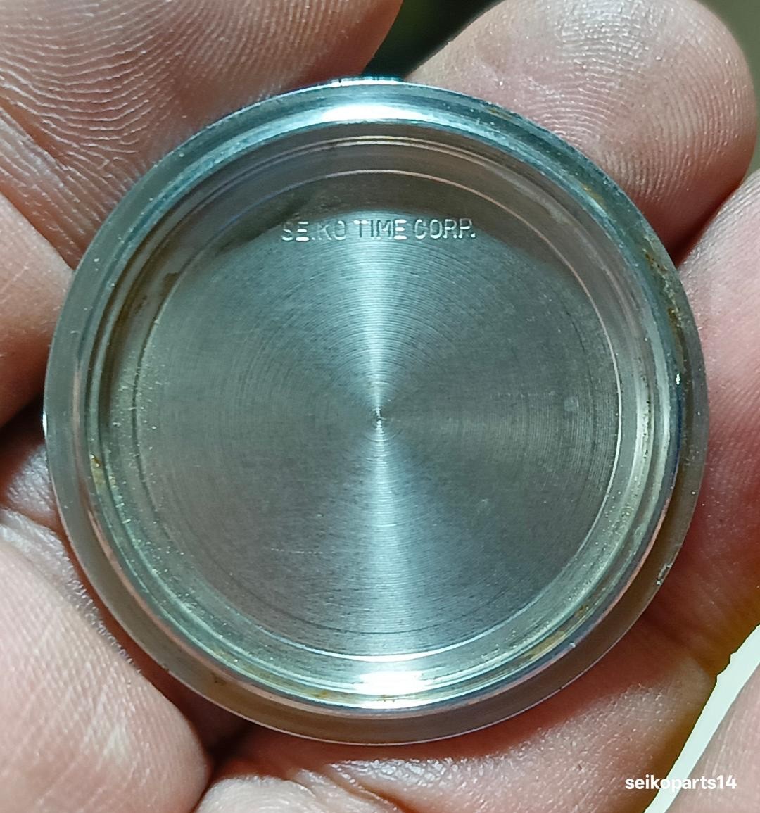 ORIGINAL SEIKO TURTLE CASE BACK COVER 6309-7049 YEAR 1981 APRIL