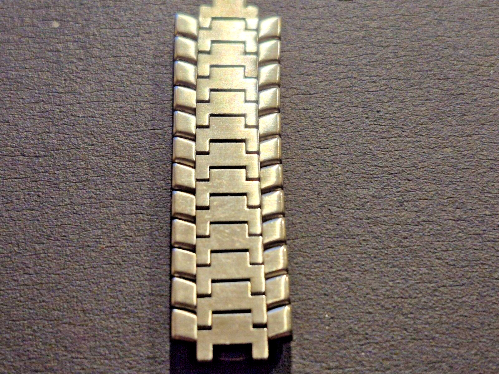 EBEL Classic Wave 12 Link Steel & Gold Segment for bands found on 13mm lug cases