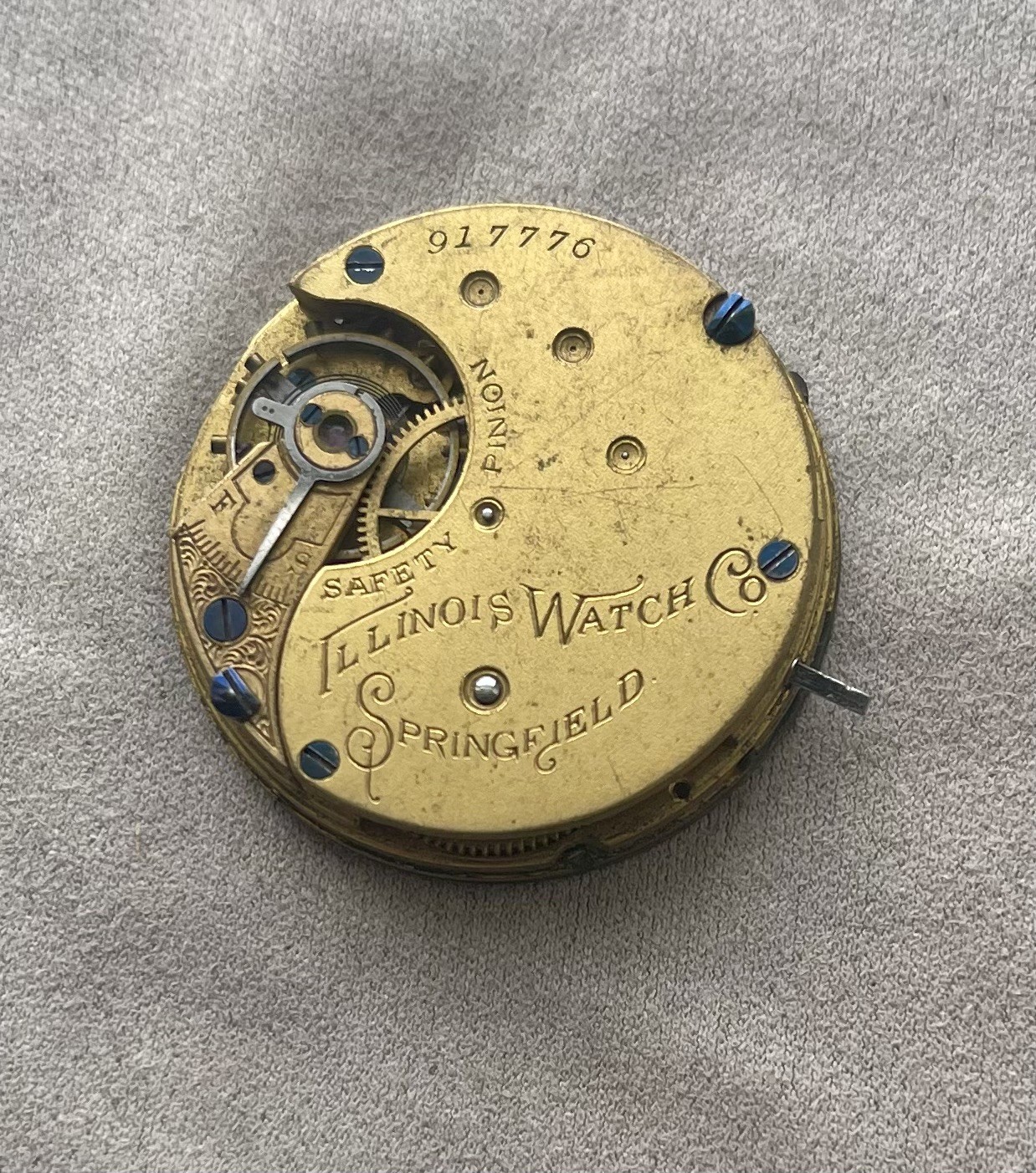 Vintage Illinois Grade 130 4s 7J Hunting Pocket Watch Movement 1889 Antique