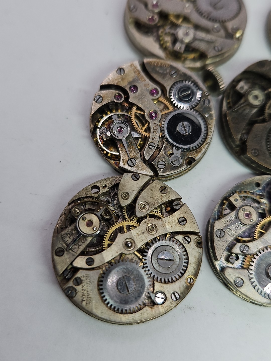 (16) Small Watch Movement Lot Parts/Repair/Crafts (M1)
