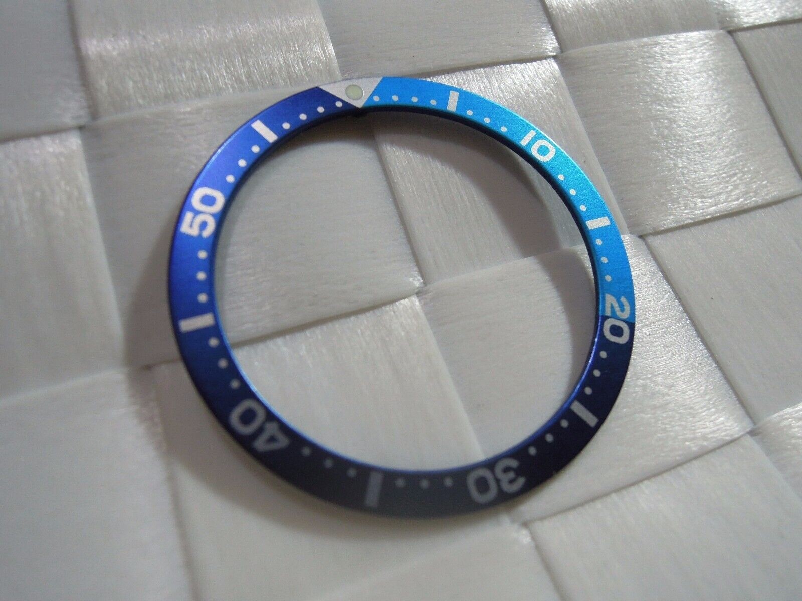 NEW BEZEL INSERT 38MM BLUE/PALE BLUE (LAGOON) LARGE DIVERS SKX007/6309-7040/7002