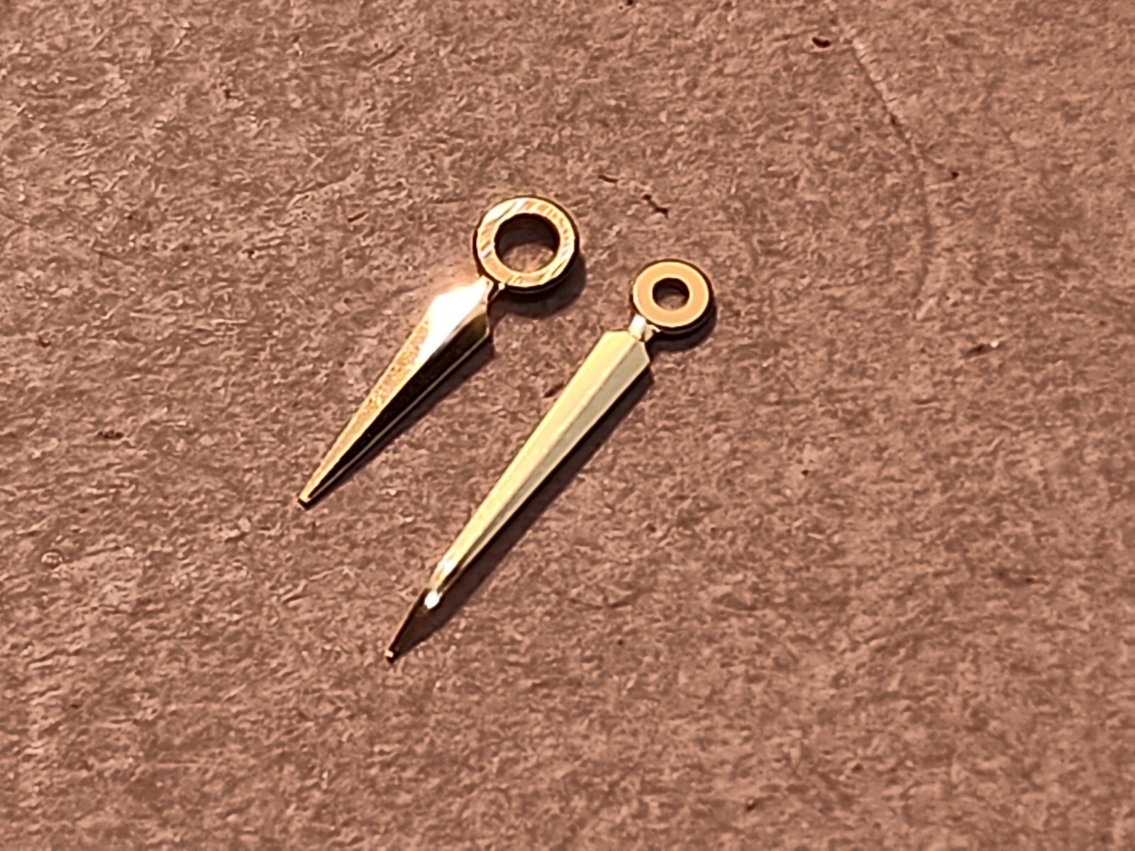Set Of 1962 Factory NOS Bulova 10BZAC Gilt Pitched Lance Hands 82/140
