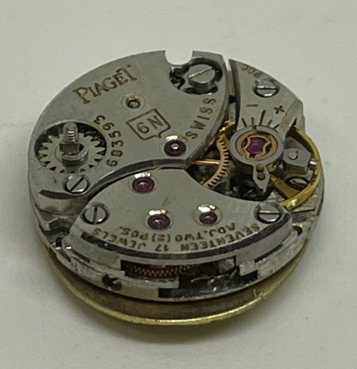 PIAGET 6N BACKWIND MOVEMENT Swiss 17 Jewels Two Positions
