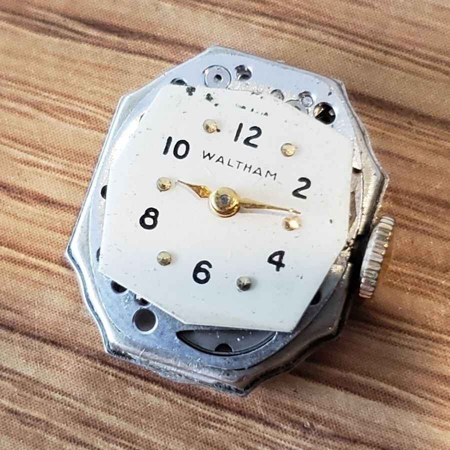 VTG Waltham Eastern 678 17 Jewels Watch Movement 034789 4 ADJ 10k rgp Bezel WP1