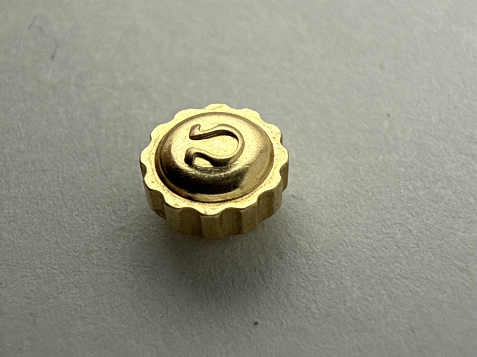 Omega Yellow Gold 5mm Wristwatch Crown