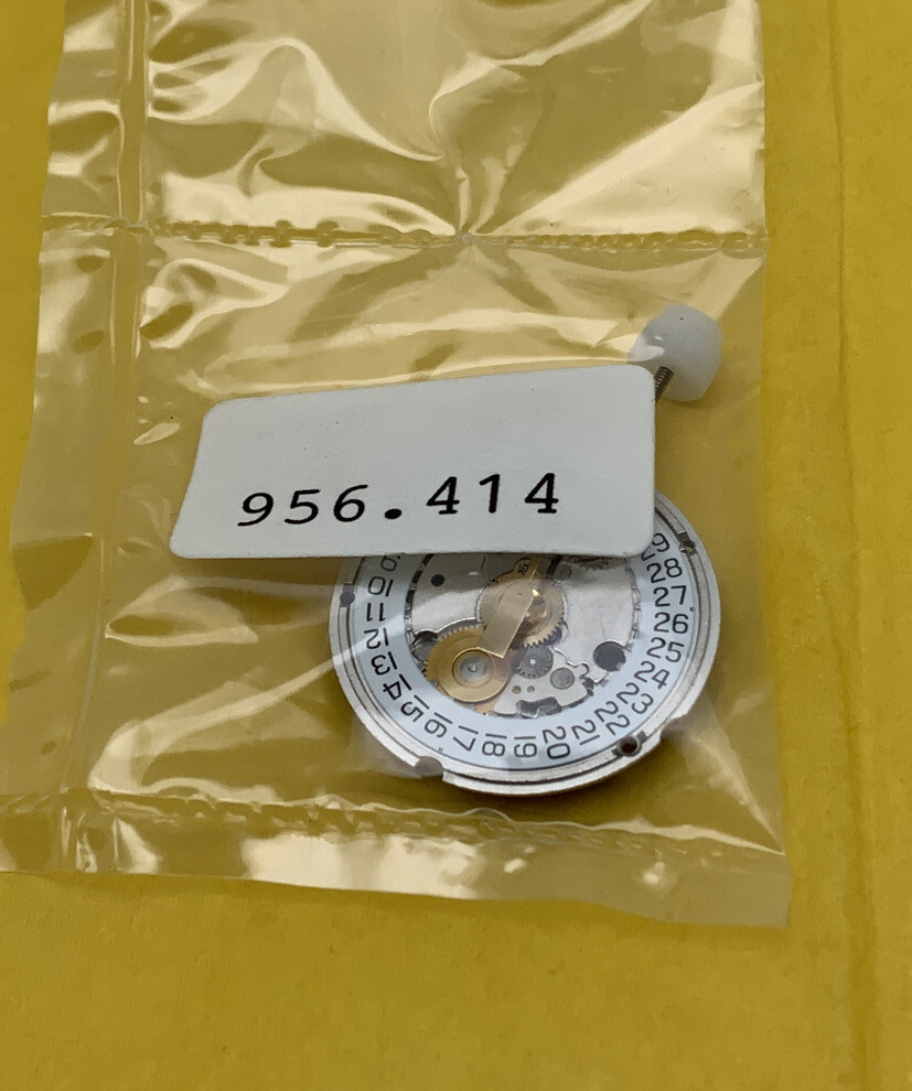 ETA 956.414 movement. date at 3 o’clock New Old Stock.