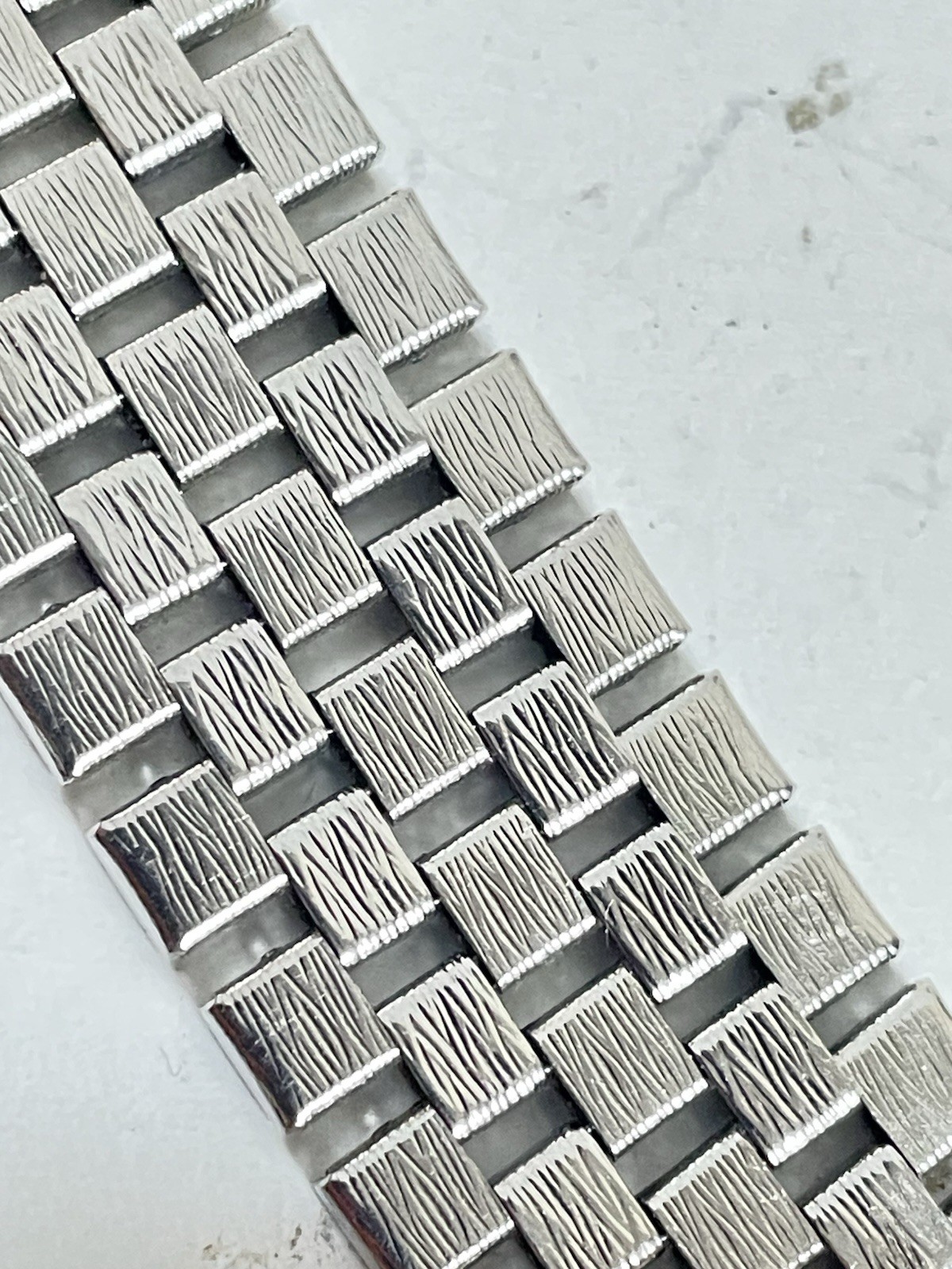 Very Cool ZRC 18-21 Mm Flexible And Adjustable Bracelet Stainless Steel