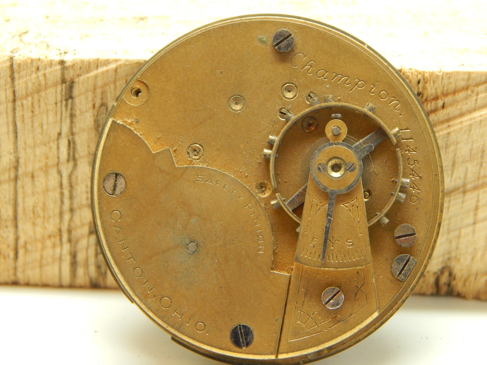 Antique Hampden Pocket Watch Movement 18s 7j Grade Champion Circa 1898