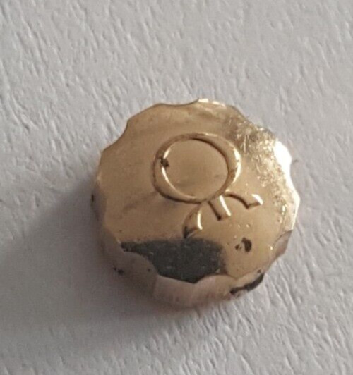 Milus Water Resistant Gold Plated Crown