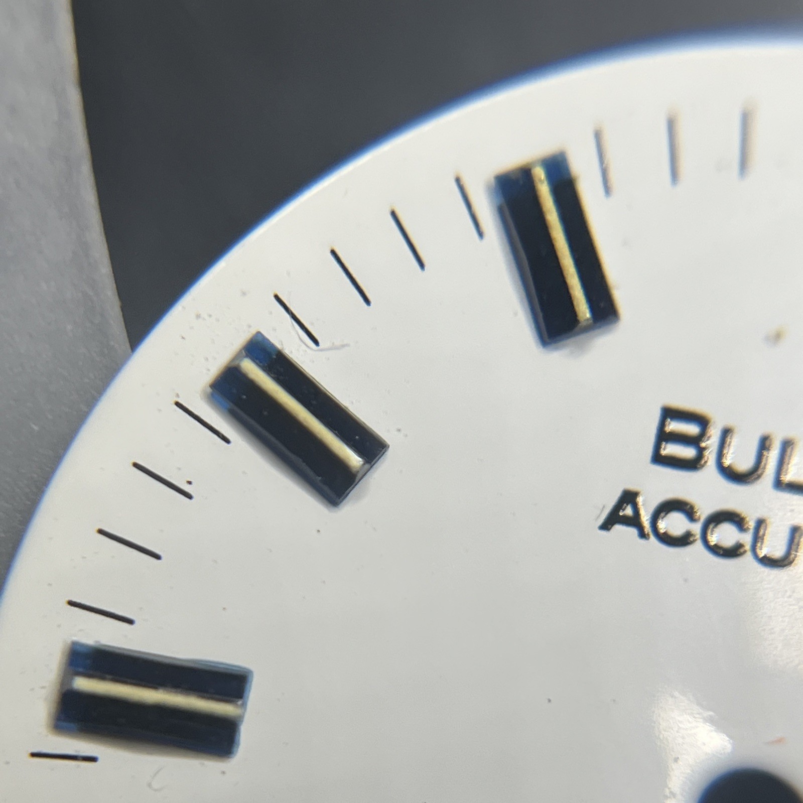 Vintage Accutron Quartz 666 Devil Diver Dual-Date White Ref.8112 Dial (015)