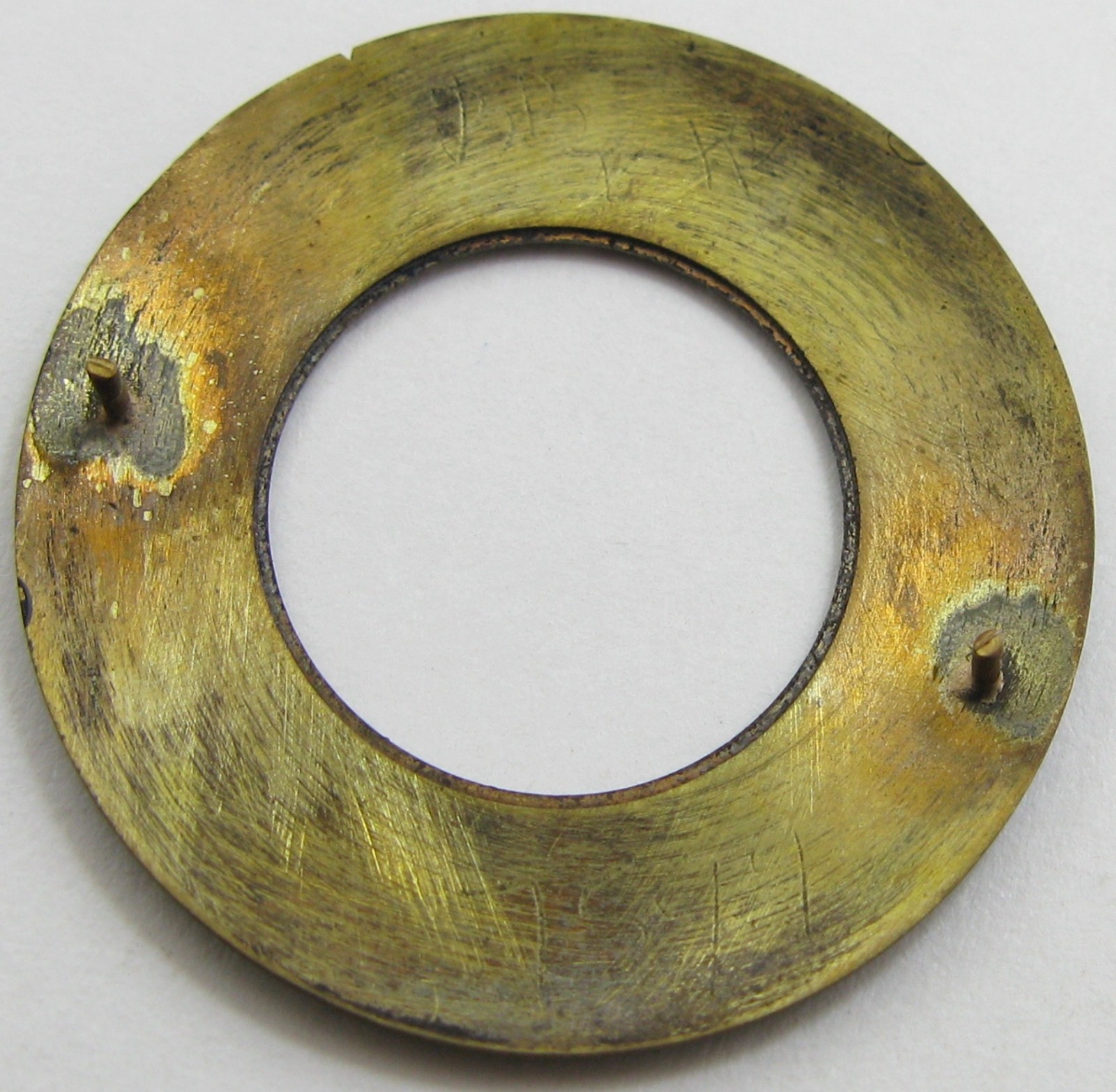 LeCoultre 489 814 … watch movement part: black dial & gilt markers