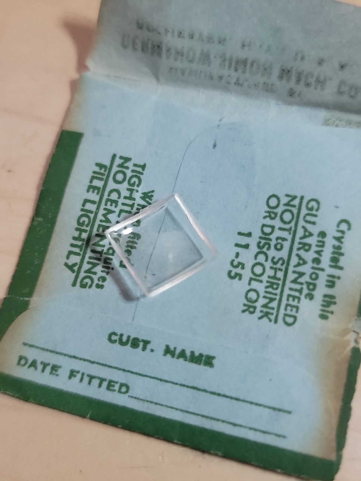 Flexo fancy Watch Crystal Pms 200