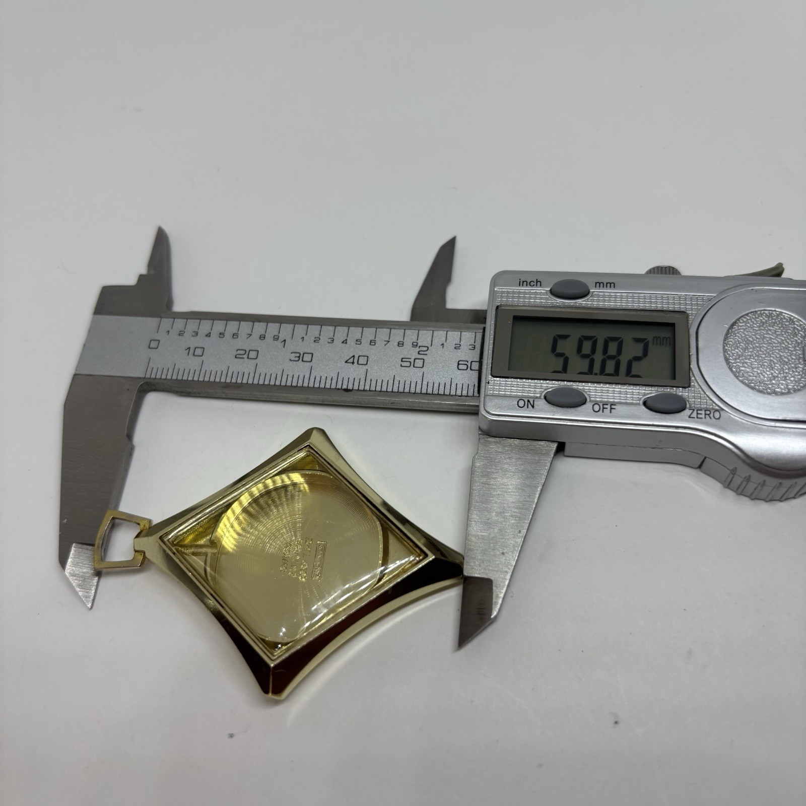 Endura Pendant Case For EB 8800 Manual Wind Mechanical Movement Vintage