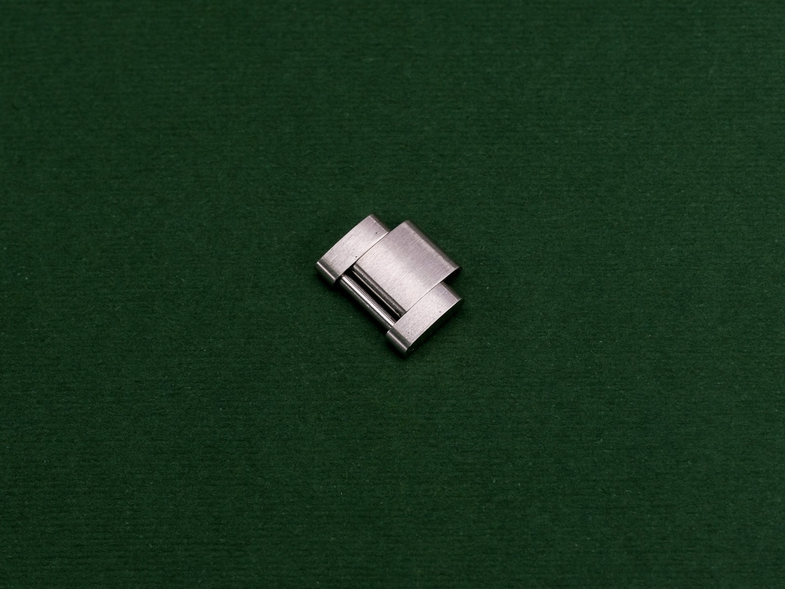 Authentic Rolex Oyster Bracelet Link 78360 15.5mm for 16570/16520/16200 – Hollow