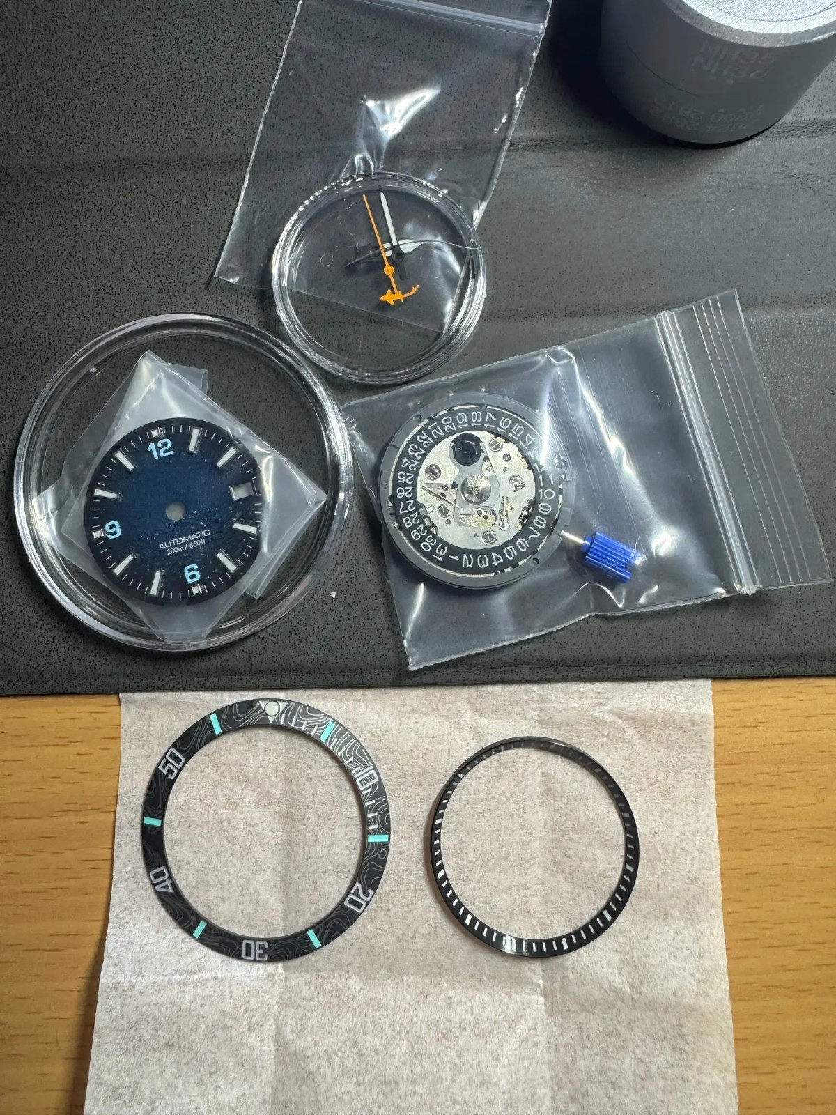 NH35A Mechanical Watch Movement Automatic 24 Jewels At 3 3.8 6 Date Wheel NH35