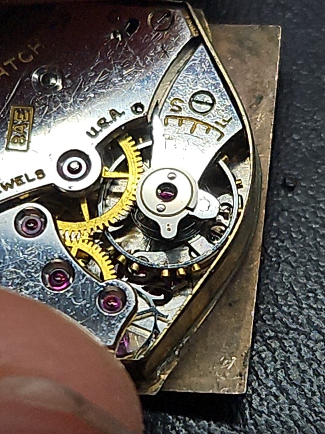 Bulova Cal 8AE Manual Wind 17J Watch Movement FOR PARTS/REPAIR