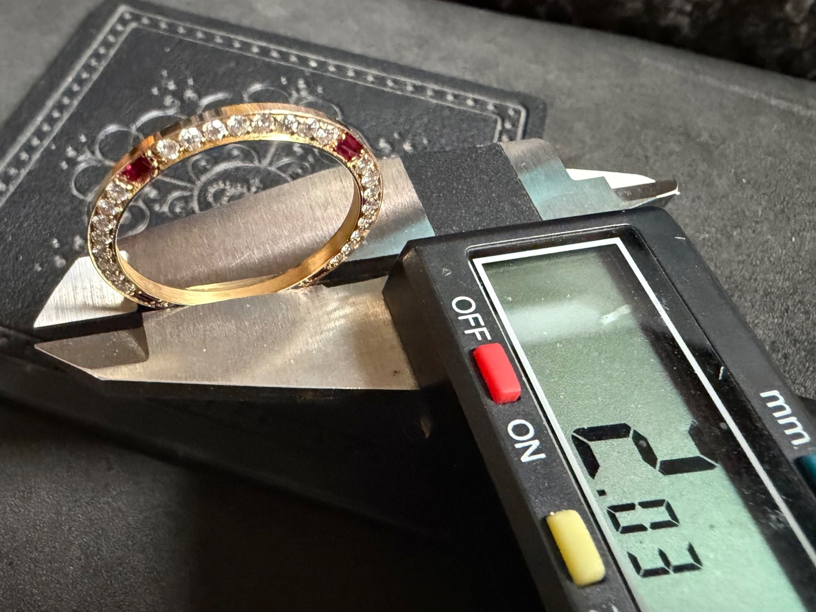18K Gold Diamond BEZEL With 4 Rubies FOR ROLEX 26MM 69178 79178 69173 79173