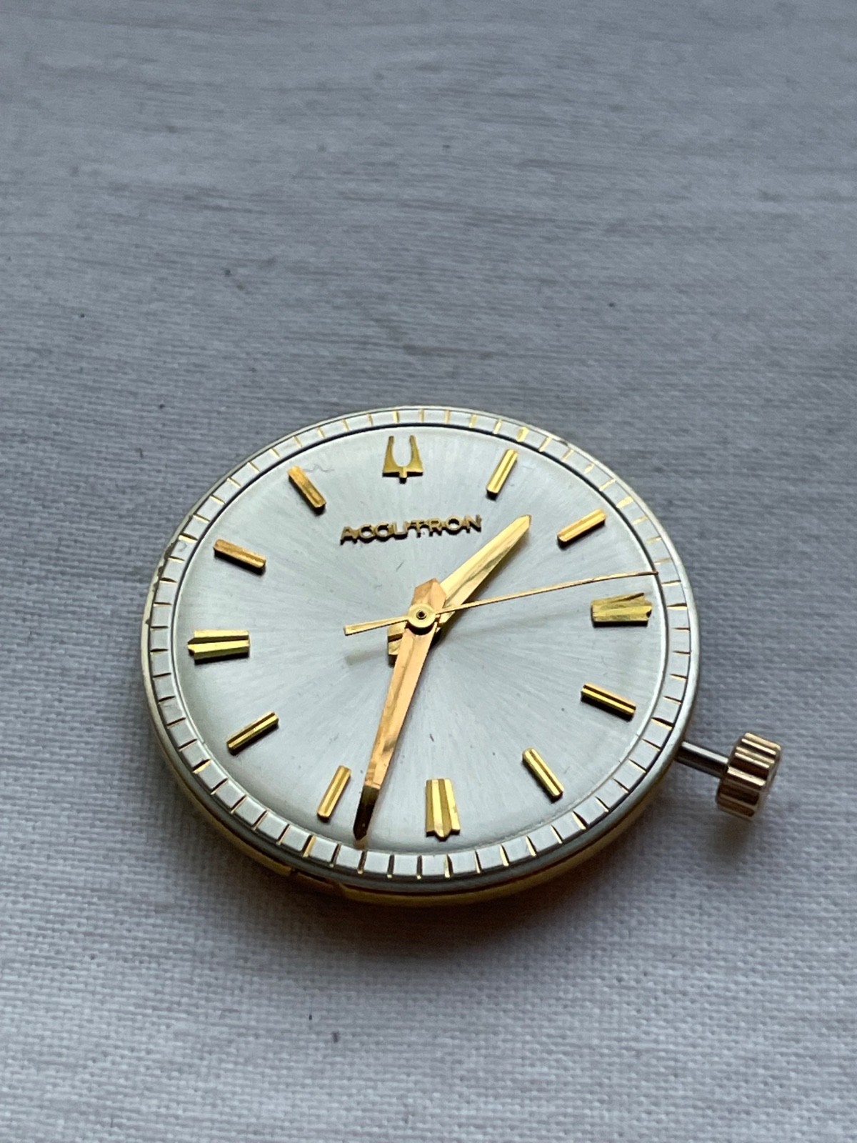 Bulova Accutron 2180 GREAT DIAL – movement for mens watch UNTESTED, lot 1505